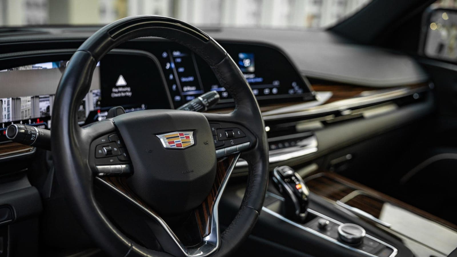 CADILLAC ESCALADE