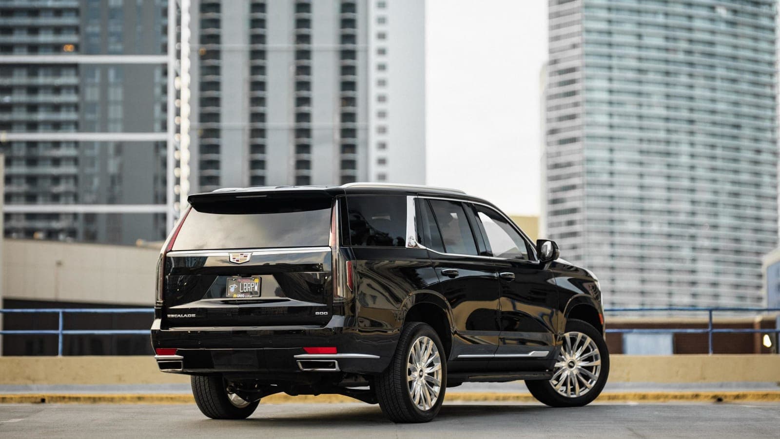 ESCALADE — foto 2