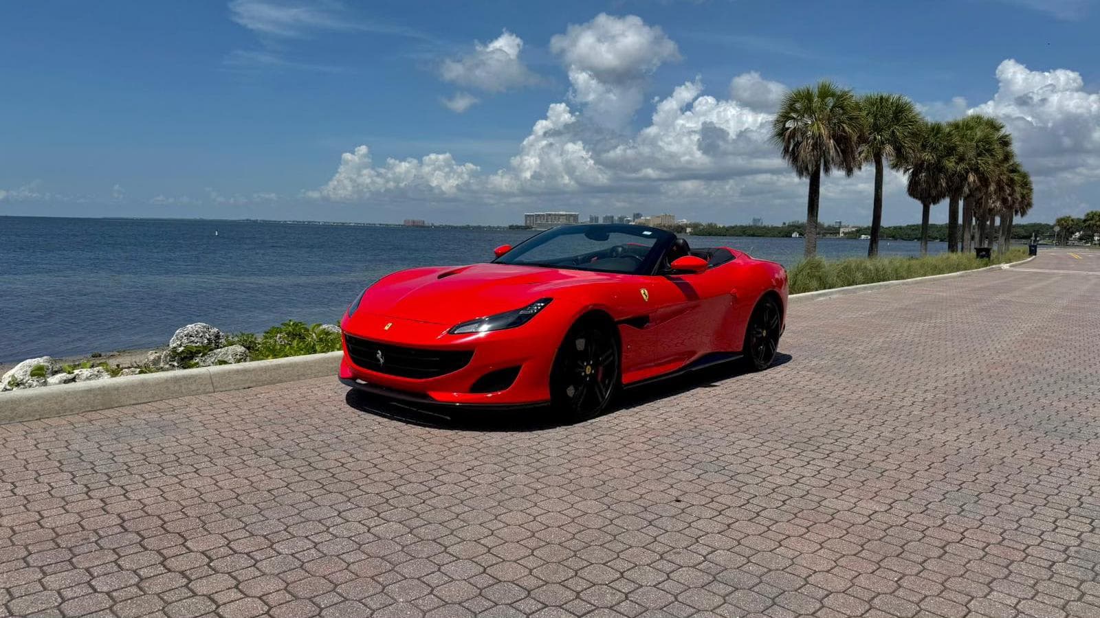 FERRARI PORTOFINO