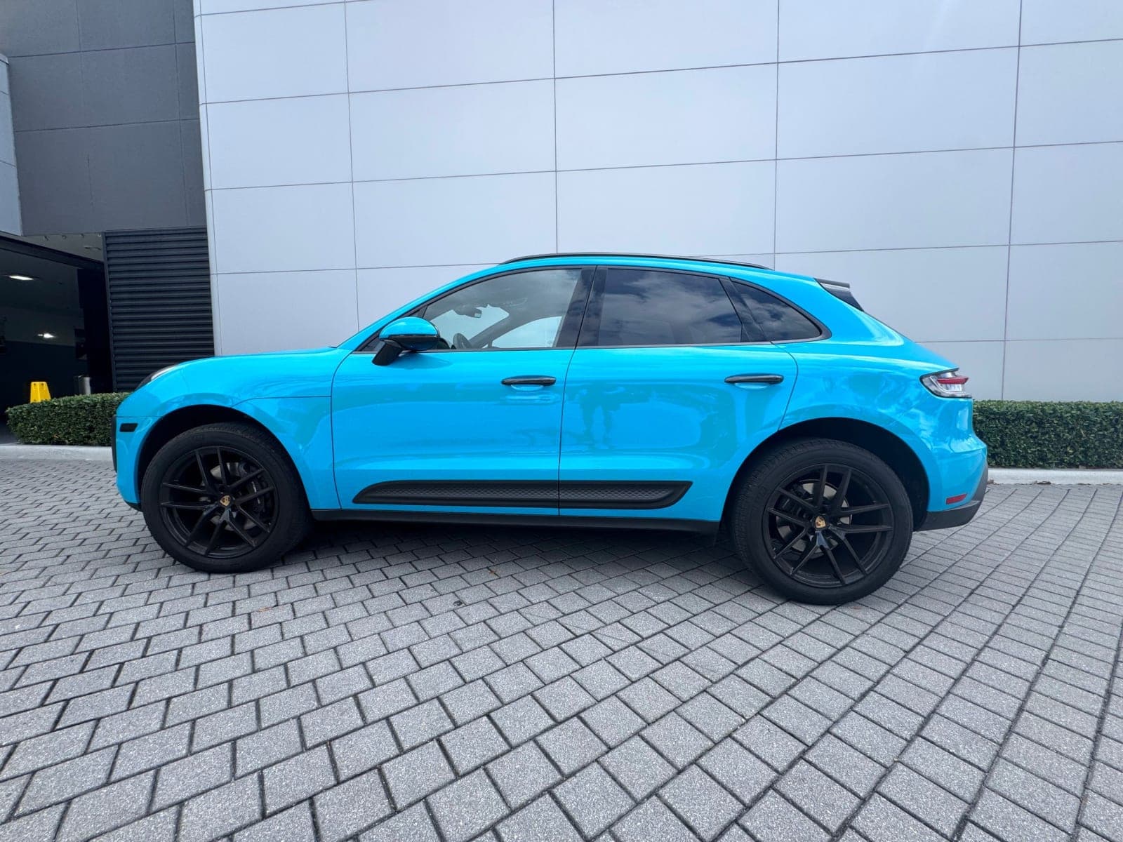 MACAN S — foto 1