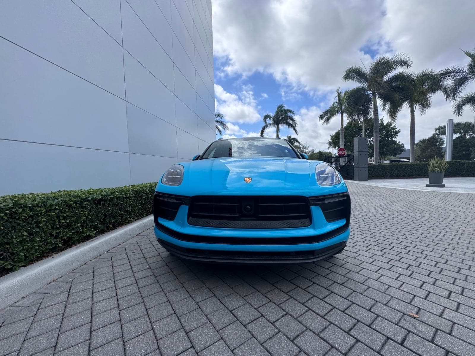 PORSCHE MACAN S