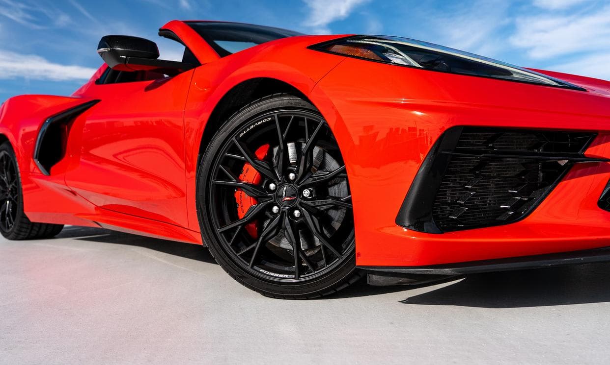 CORVETTE C8 — foto 1