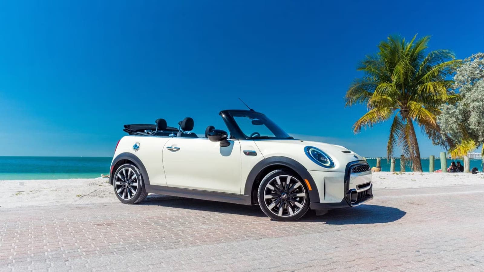Interior MINI COOPER S CONVERTIBLE