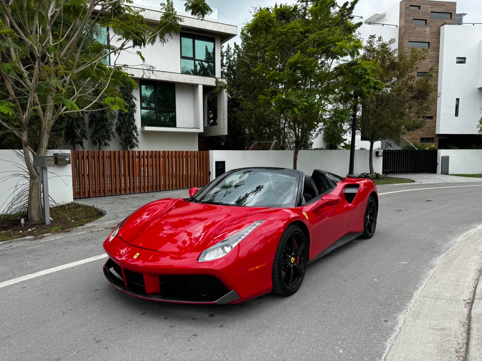 Motor del Ferrari 488 Spider