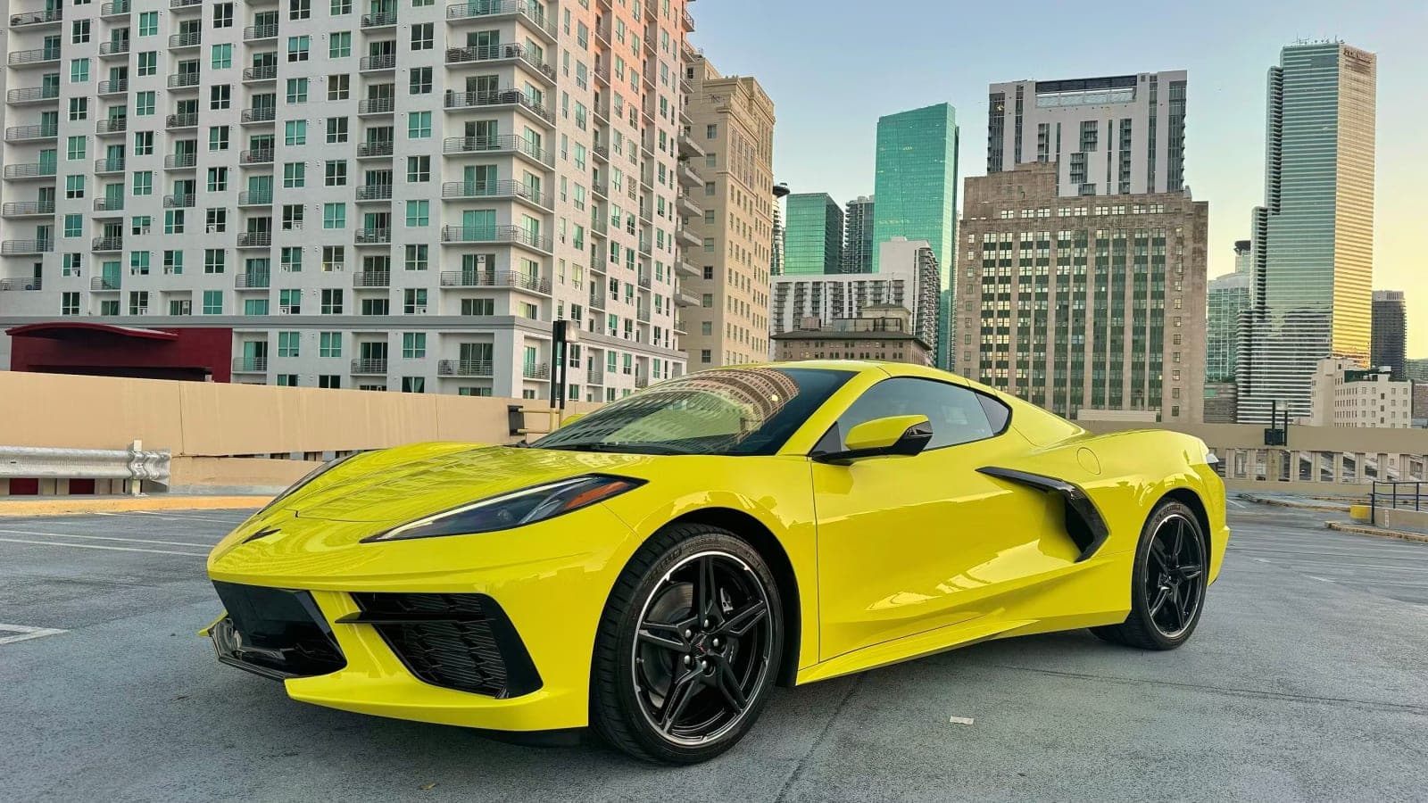 Corvette C8 — foto 3
