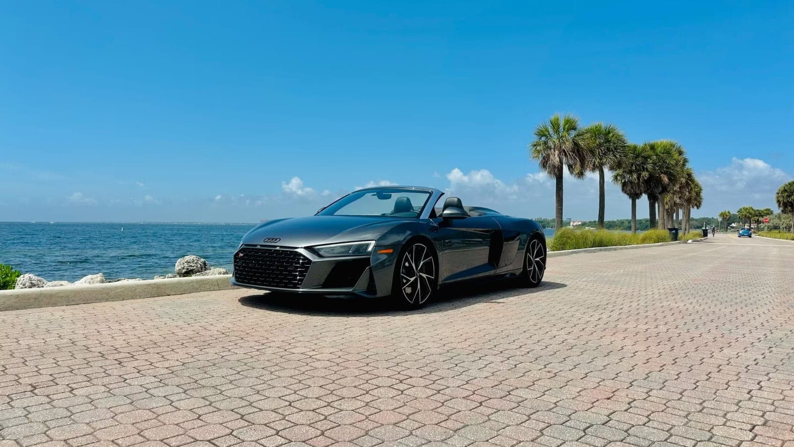 R8 SPYDER — foto 3
