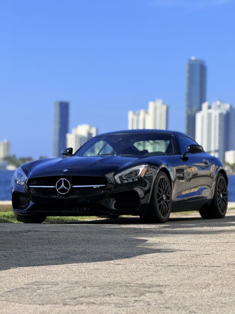 MERCEDES-AMG GT S