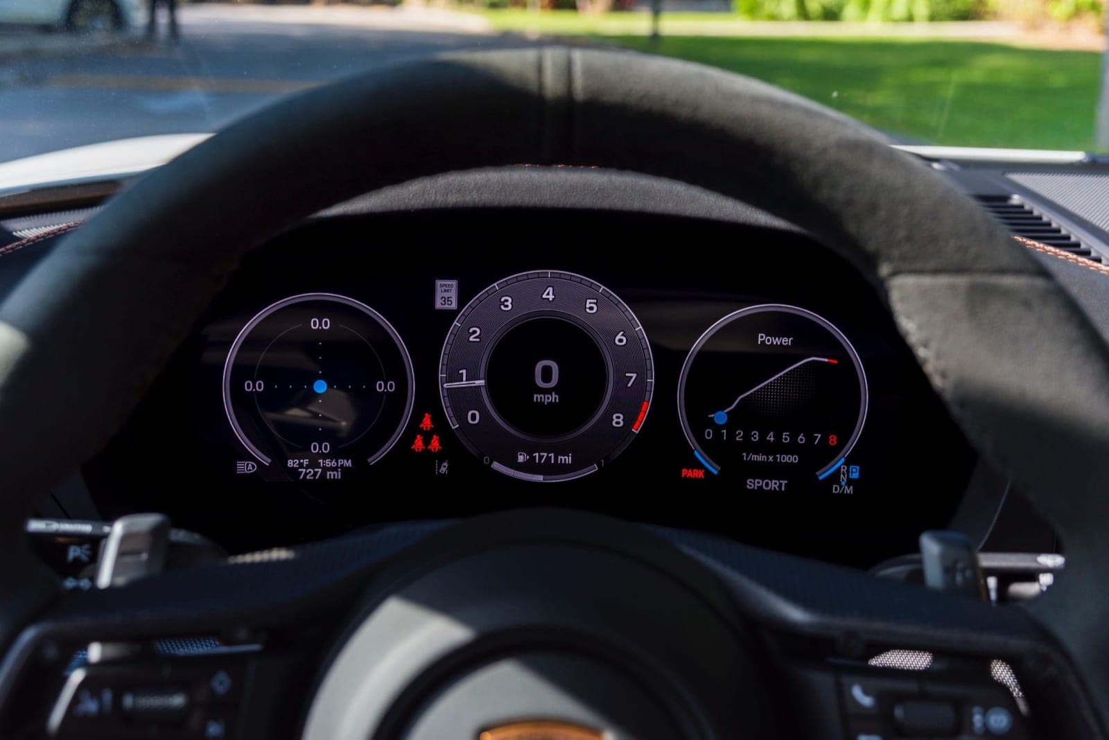 PORSCHE 911 Carrera
