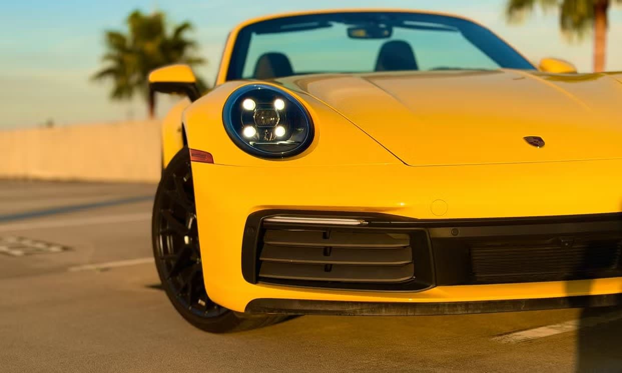 Porsche 911 Carrera