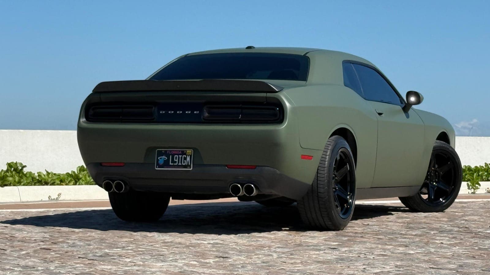 Challenger SXT — foto 3