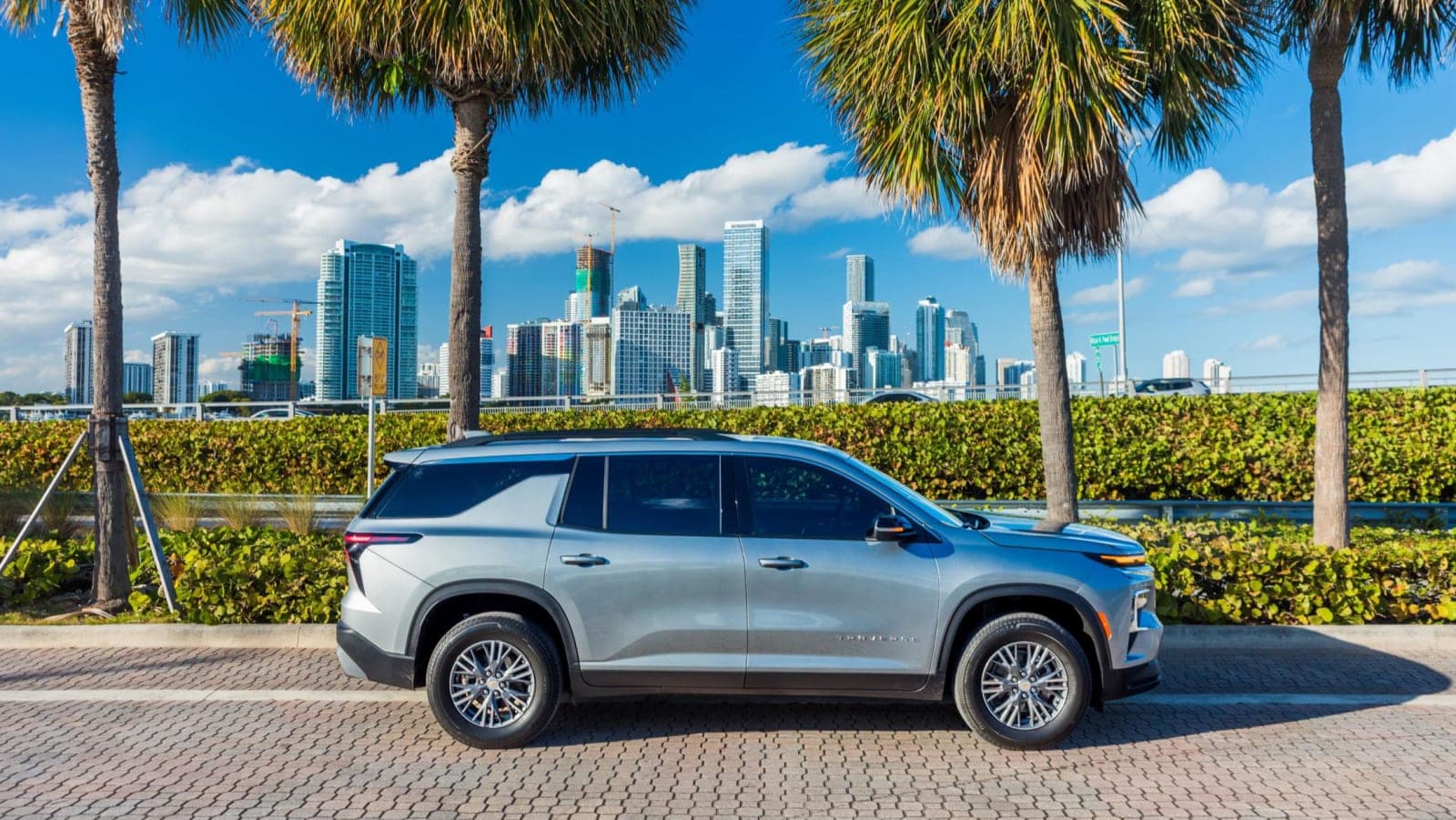 Traverse FWD LT — foto 2