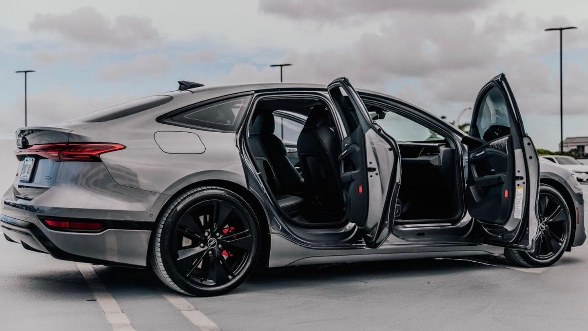 A6 e-tron Prestige — foto 3