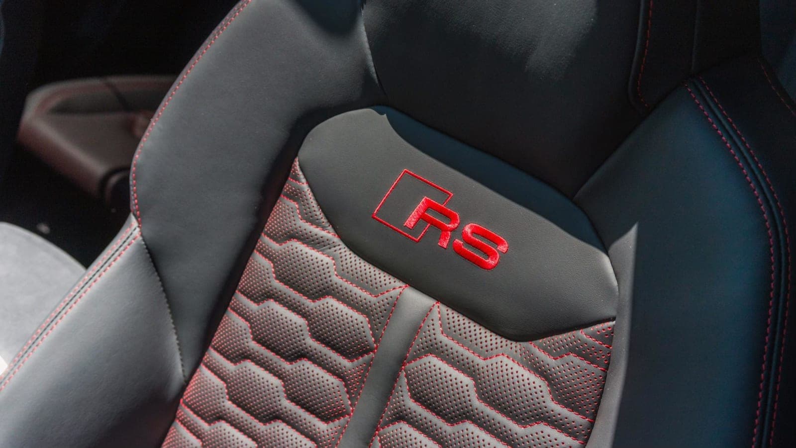 Interior Audi RS Q8 performance