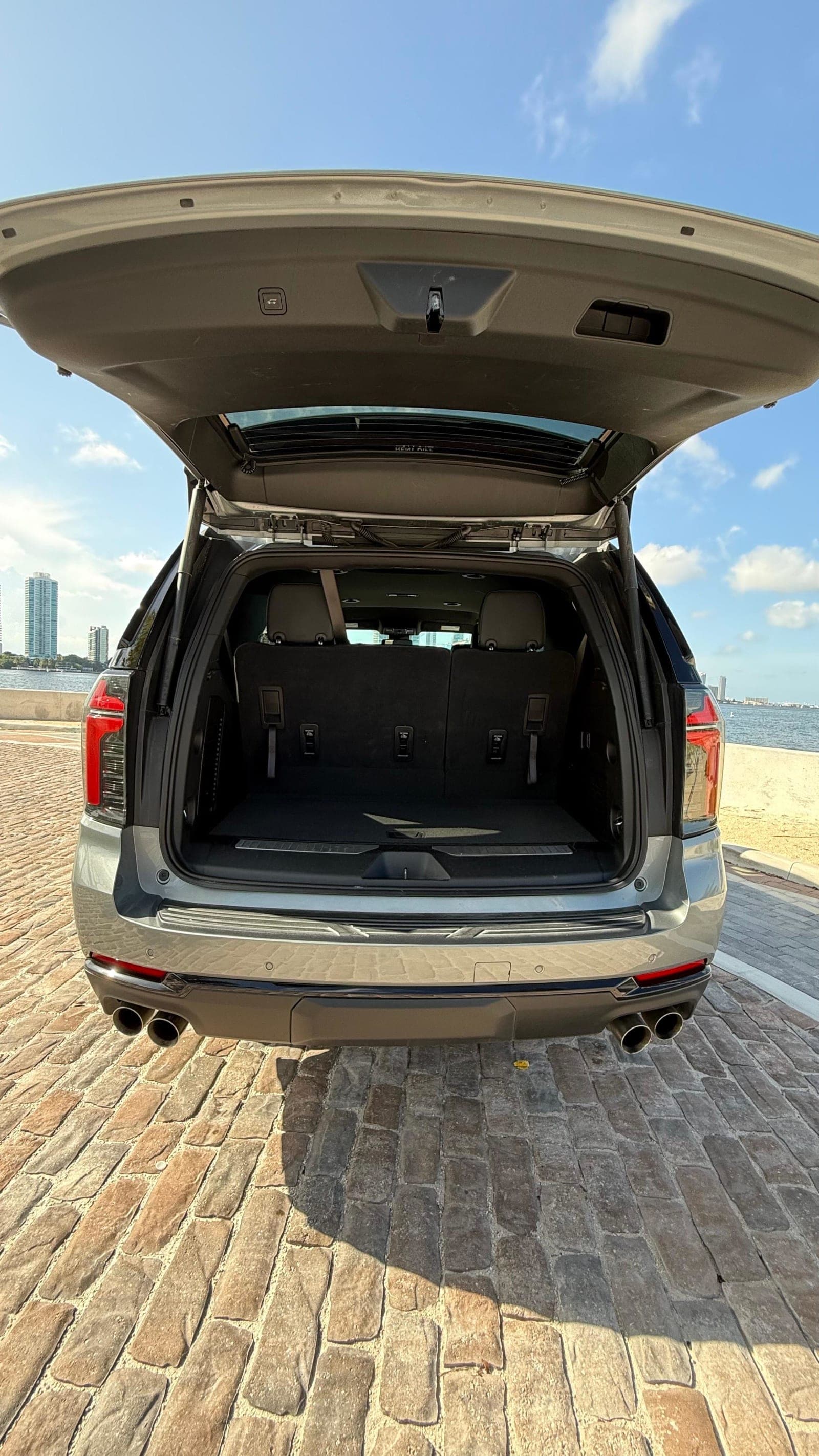 Tahoe Z71 — foto 1